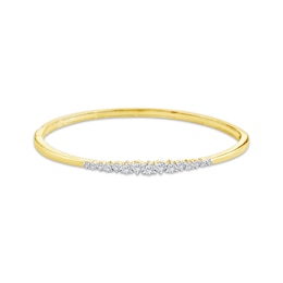 Graduating Diamond Bangle Bracelet 3/4 ct tw 10K Yellow Gold