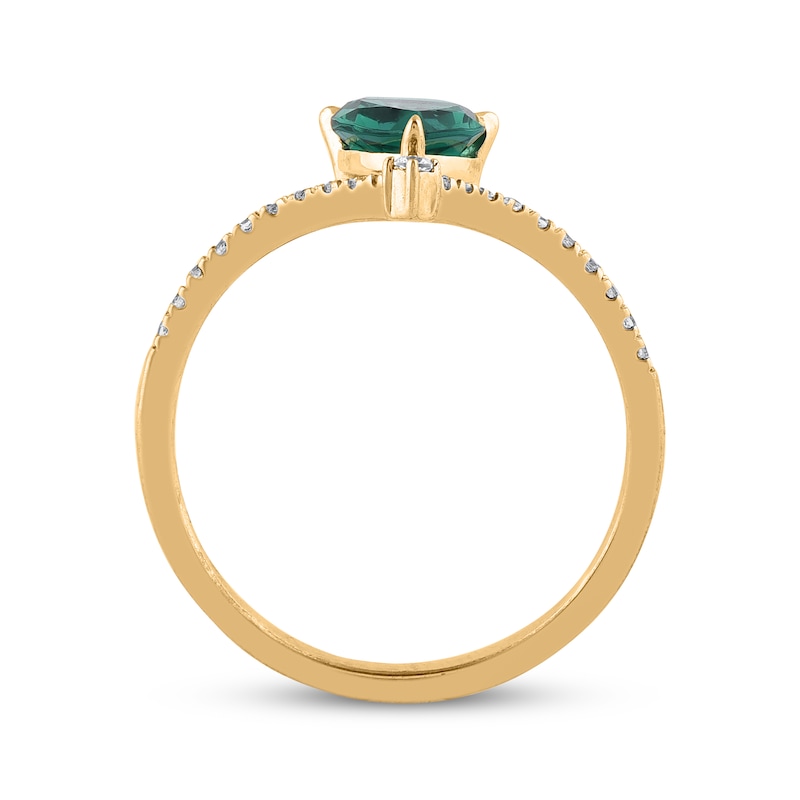 Main Image 3 of Pear-Shaped Lab-Created Emerald & Diamond Chevron Ring 1/10 ct tw 10K Yellow Gold