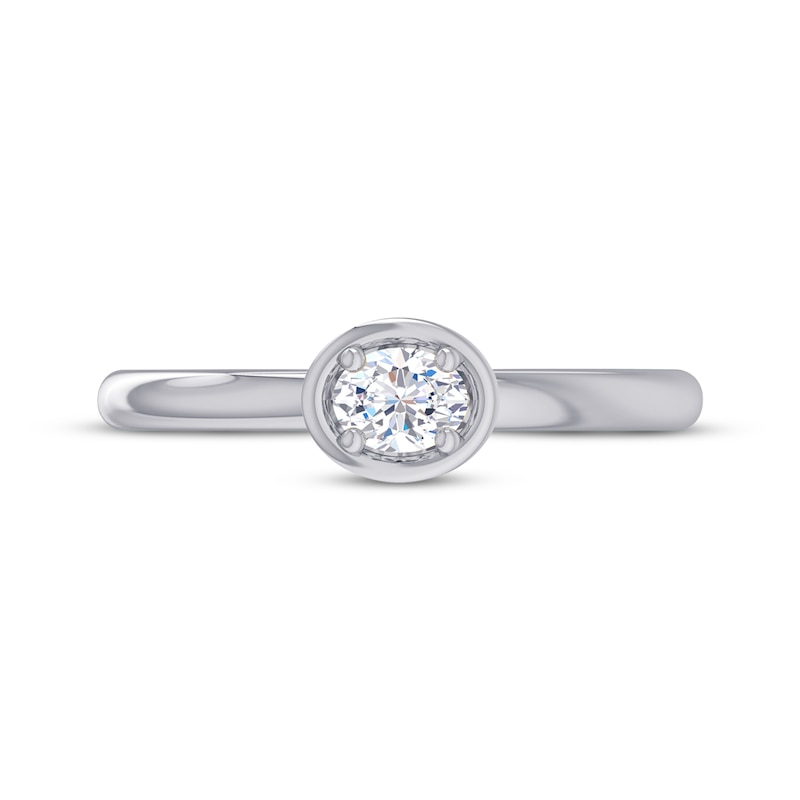 Main Image 4 of Oval-Cut Diamond Solitaire Engagement Ring 1/4 ct tw 14K White Gold (I/I2)