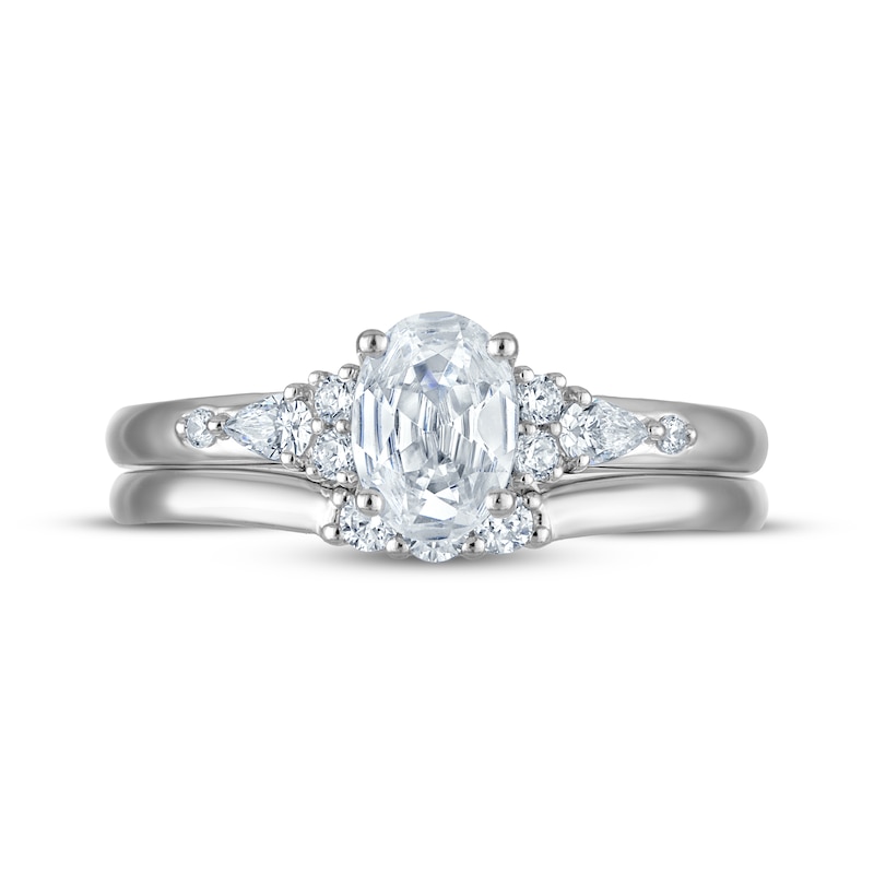 Main Image 3 of Oval-Cut Diamond Bridal Set 7/8 ct tw 14K White Gold