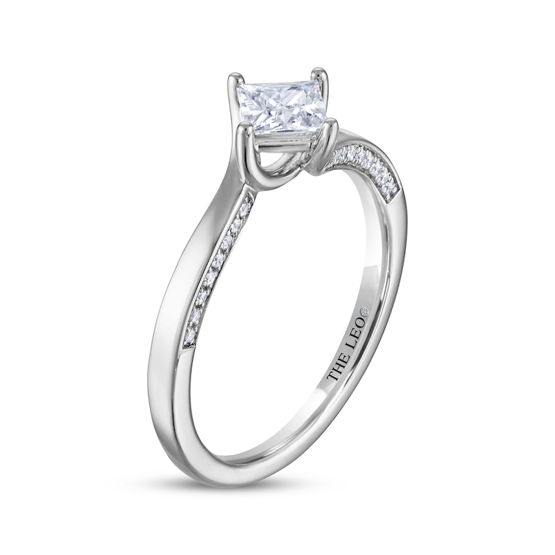 Main Image 2 of THE LEO Diamond Princess-Cut Twist Engagement Ring 5/8 ct tw 14K White Gold