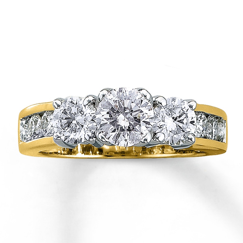 Main Image 1 of Previously Owned 3-Stone Diamond Ring 2 ct tw Round-cut 14K Yellow Gold