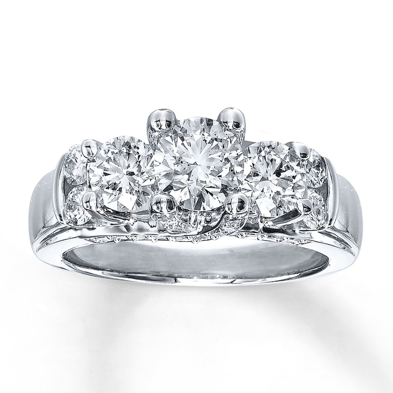 Main Image 1 of Previously Owned Three-Stone Diamond Ring 1-7/8 ct tw Round-cut 14K White Gold