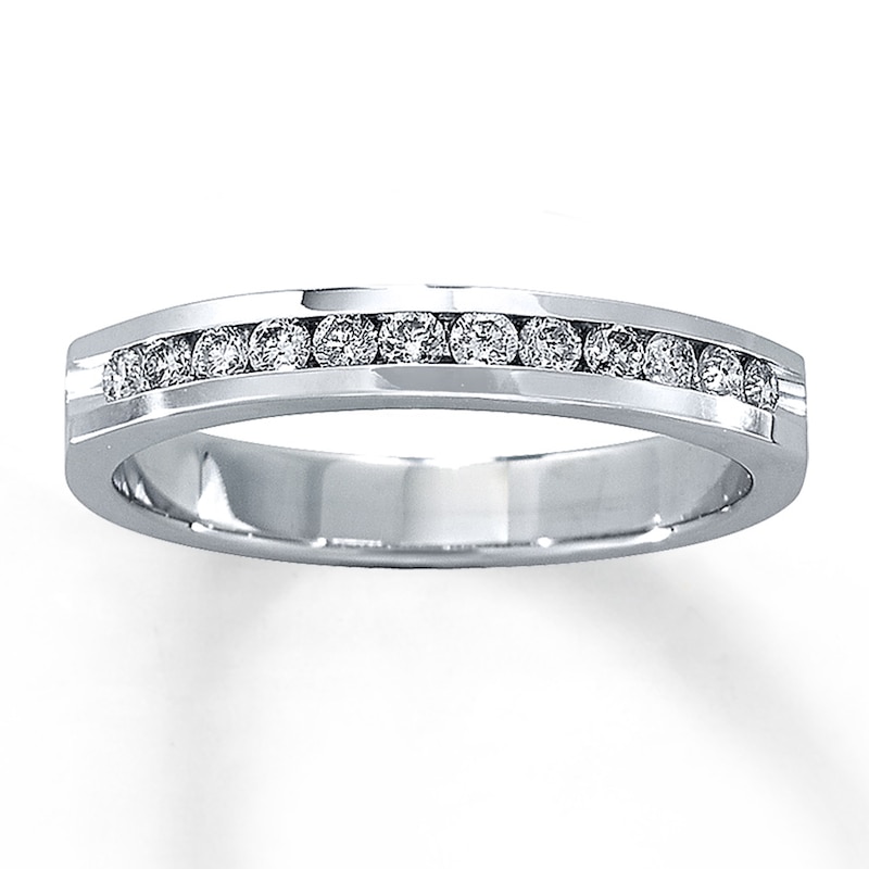 Main Image 1 of Previously Owned Diamond Anniversary Band 1/4 ct tw Round-cut 14K White Gold