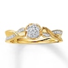 Thumbnail Image 1 of Previously Owned Ring 1/6 ct tw Round-cut Diamonds 10K Yellow Gold - Size 7