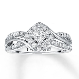 Previously Owned Leo Diamond Engagement Ring 3/4 ct tw Princess & Round-cut Diamonds 14K White Gold