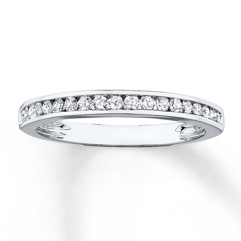 Main Image 1 of Previously Owned Diamond Wedding Ring 1/4 ct tw Round-cut 14K White Gold - Size 4.5