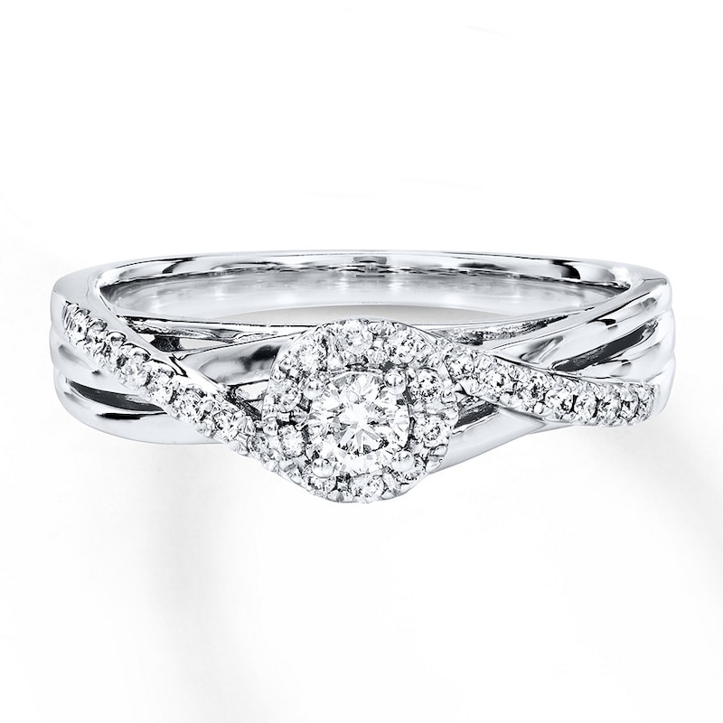 Main Image 4 of Previously Owned Diamond Engagement Ring 1/4 ct tw Round-cut 10K White Gold