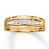 Thumbnail Image 0 of Previously Owned Men's Diamond Wedding Band 1/4 ct tw Round-cut 10K Yellow Gold - Size 7