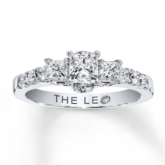 Previously Owned THE LEO Engagement Ring 7/8 ct tw Princess & Round-cut Diamonds 14K White Gold - Size 8.75