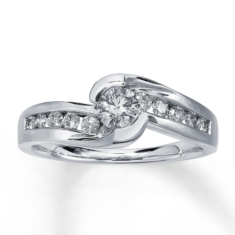 Main Image 1 of Previously Owned Diamond Engagement Ring 1/2 ct tw Round-Cut 14K White Gold - Size 9.25