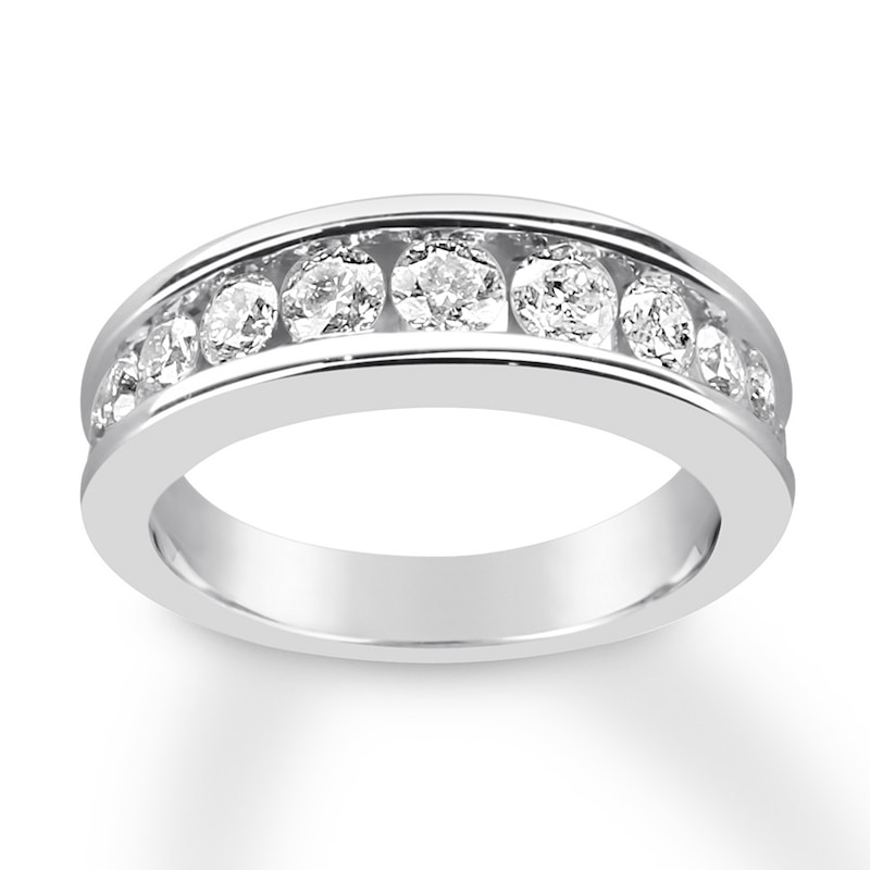 Main Image 1 of Previously Owned Diamond Wedding Band 1-1/5 ct tw Round-cut 14K White Gold