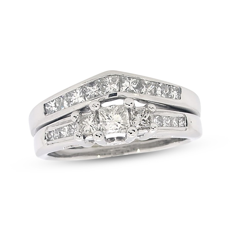 Previously Owned Princess-Cut Diamond Three-Stone Bridal Set 7/8 ct tw 14K White Gold Size 6