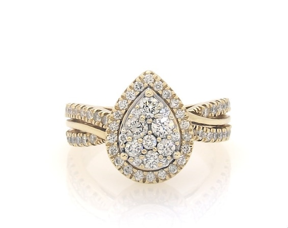 Previously Owned Multi-Diamond Engagement Ring 3/4 ct tw Round-cut 14K Yellow Gold