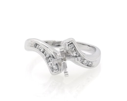 Previously Owned Diamond Bypass Engagement Ring Setting 1/4 ct tw 14K White Gold Size 7