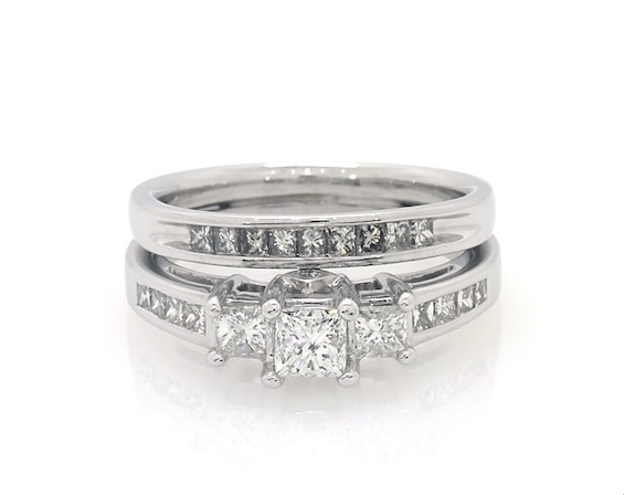 Previously Owned Princess-Cut Diamond Three-Stone Bridal Set -/4 ct tw 14K & 10K White Gold Size