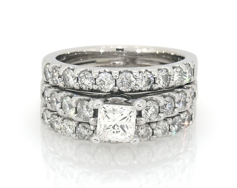 Previously Owned Princess-Cut Diamond Bridal Set 2-1/4 ct tw 14K White Gold Size 7