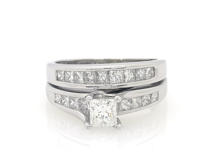 Main Image 1 of Previously Owned Princess-Cut Diamond Bridal Set 1-1/2 ct tw 14K White Gold Size 7