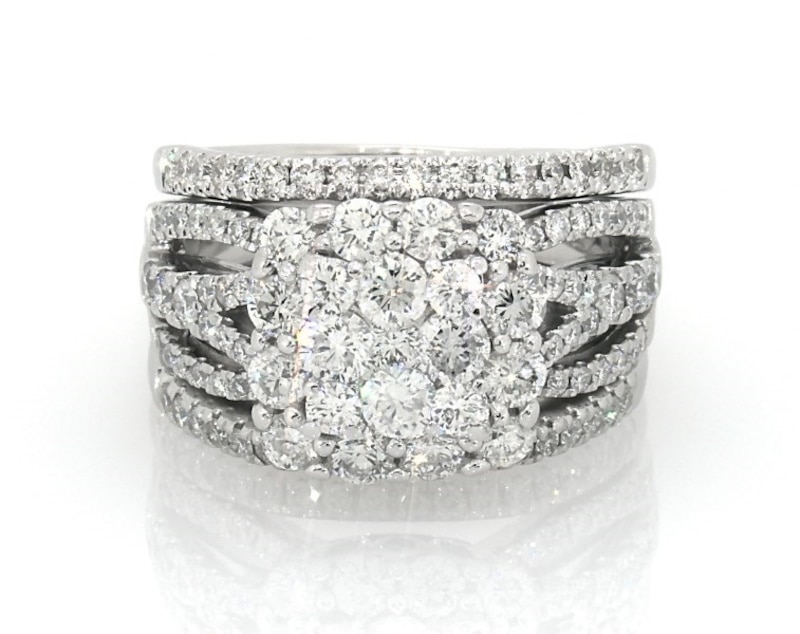 Main Image 1 of Previously Owned Multi-Diamond Cushion Halo Bridal Set 2-1/3 ct tw 14K White Gold Size 7.25