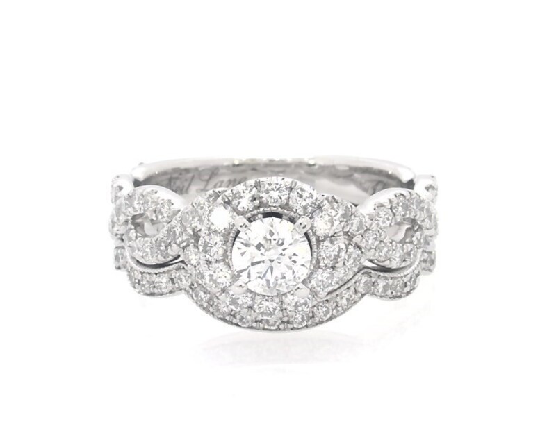 Main Image 1 of Previously Owned Round-Cut Neil Lane Bridal Diamond Halo Twist Bridal Set 1 ct tw 14K White Gold Size 5