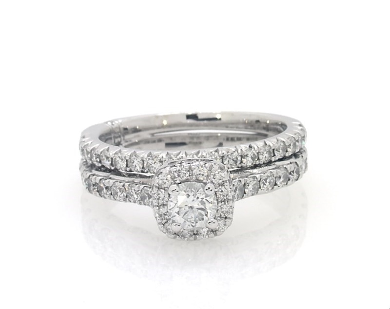Previously Owned Monique Lhuillier Bliss Round-Cut Diamond Halo Bridal Set 1-1/6 ct tw 18K White Gold Size 6