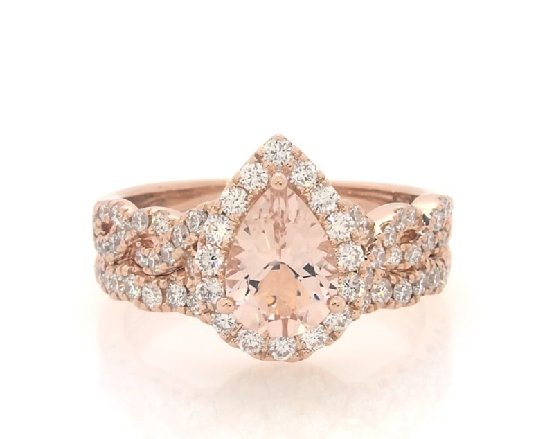 Main Image 1 of Previously Owned Neil Lane Pear-Shaped Morganite & Diamond Bridal Set 1 ct tw 14K Rose Gold Size 8.25