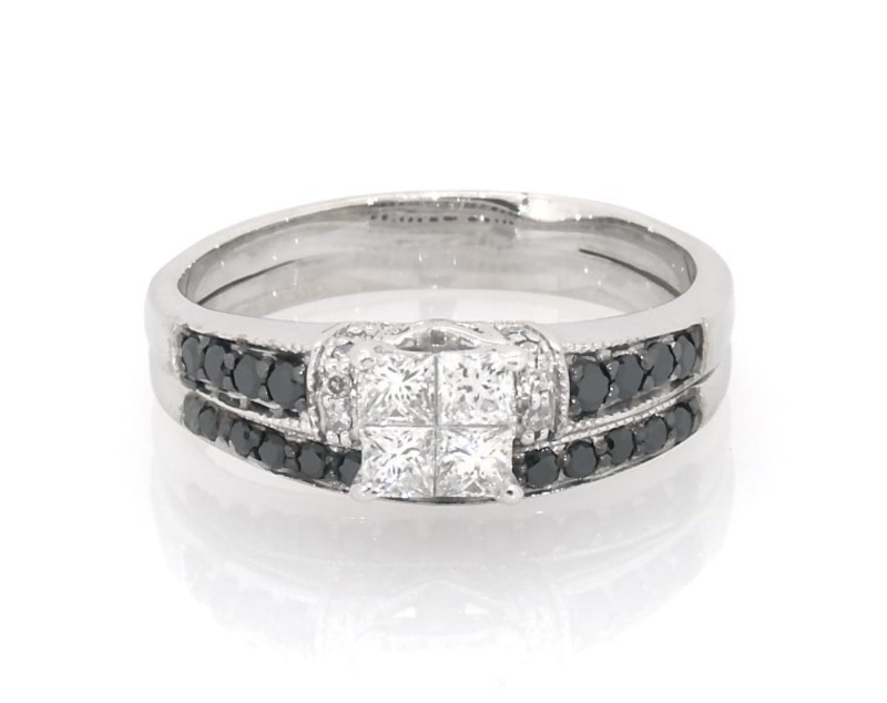 Main Image 1 of Previously Owned Black & White Diamonds 5/8 ct tw Bridal Set 10K White Gold