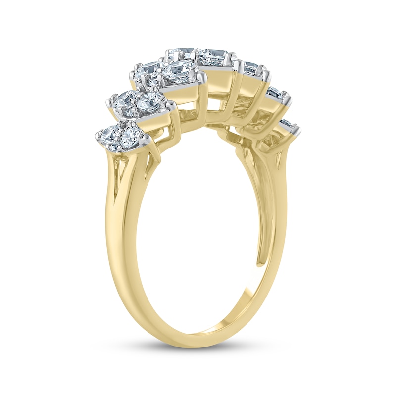 Main Image 2 of Diamond Graduated Fashion Ring 1 ct tw 14K Yellow Gold