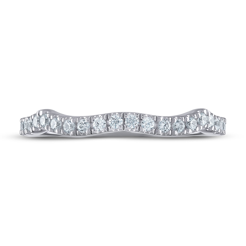 Main Image 3 of THE LEO Diamond Wedding Band 1/4 ct tw Round-cut 14K White Gold