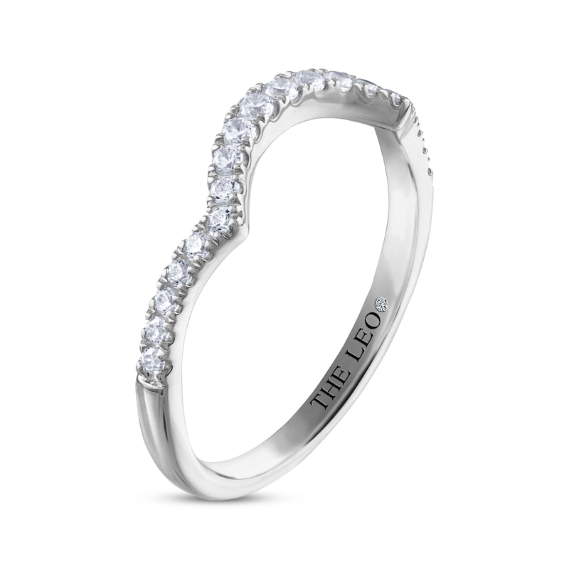 Main Image 2 of THE LEO Diamond Round-Cut Wedding Band 1/4 ct tw 14K White Gold